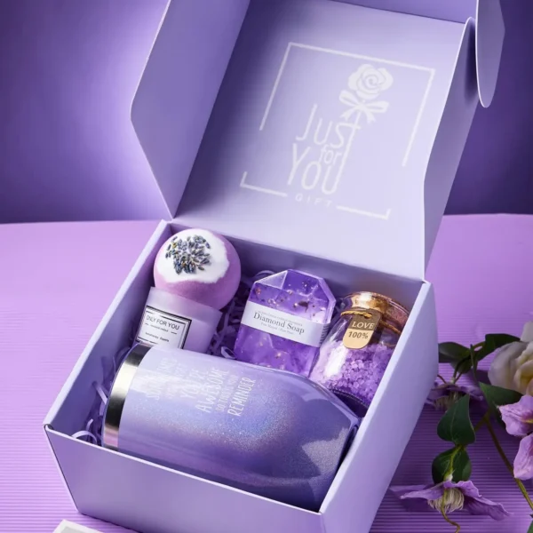 Lavender Spa Gift Basket for Women – Relaxing self-care set with soothing lavender-scented bath and body essentials, perfect for stress relief, relaxation, and the ultimate at-home spa experience.